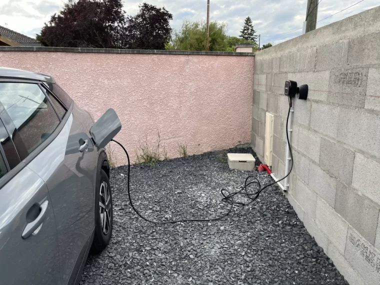 Installation d'une borne de recharge électrique à Lezoux, Billom, TB Elec