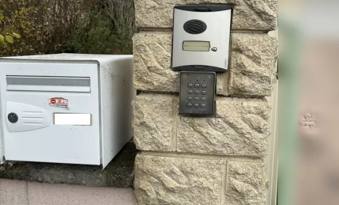 Interphone avant son remplacement