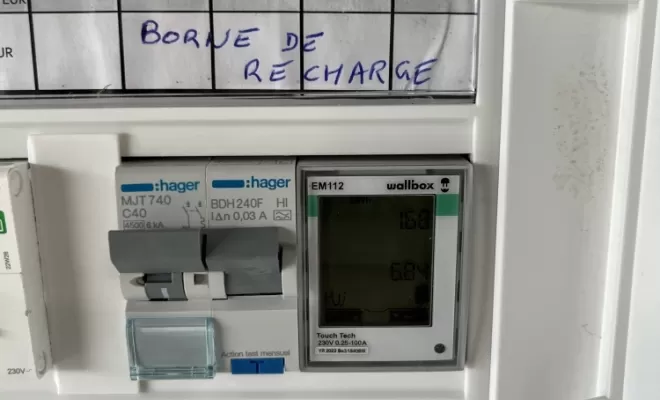 Installation d'une borne de recharge électrique à Lezoux, Billom, TB Elec